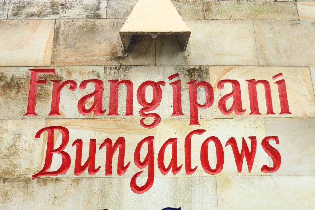 Frangipani Bungalow Ubud  Bagian luar foto